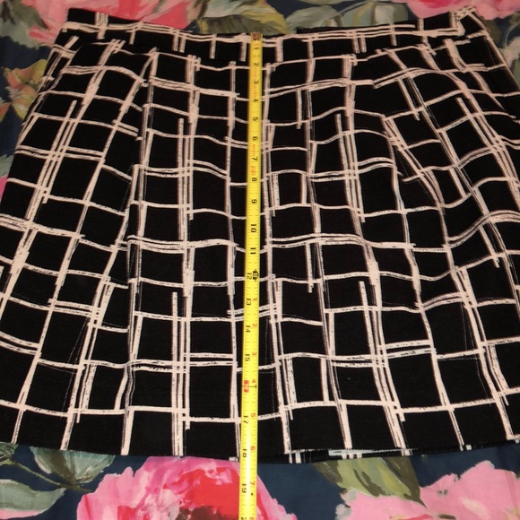 GAP Skirt - Picture 6 of 7